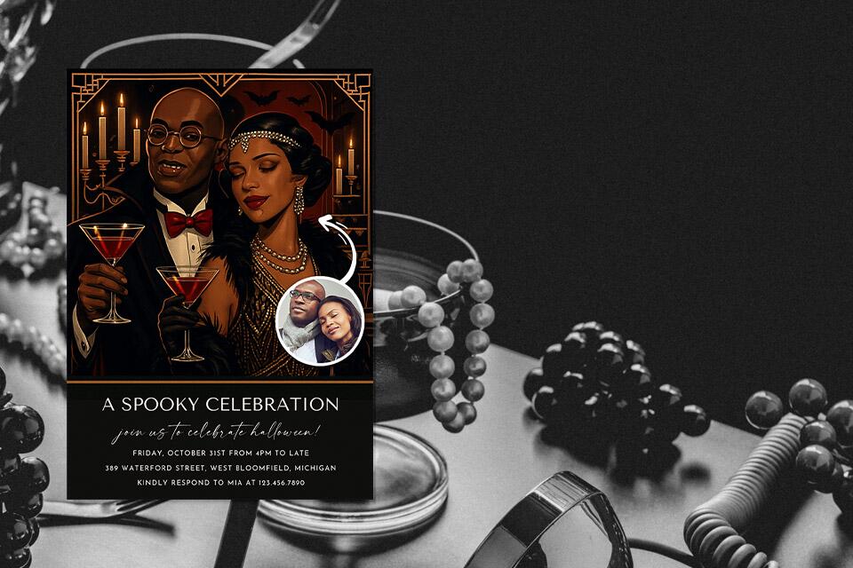 art-deco-vampire-halloween-party-great-gatsby-magic-photo-invite (1) Art-deco Halloween party invitation featuring a stylish couple dressed in 1920s attire, holding cocktails amid candles, bats, and vintage décor, with a small circular inset photo of the real couple.