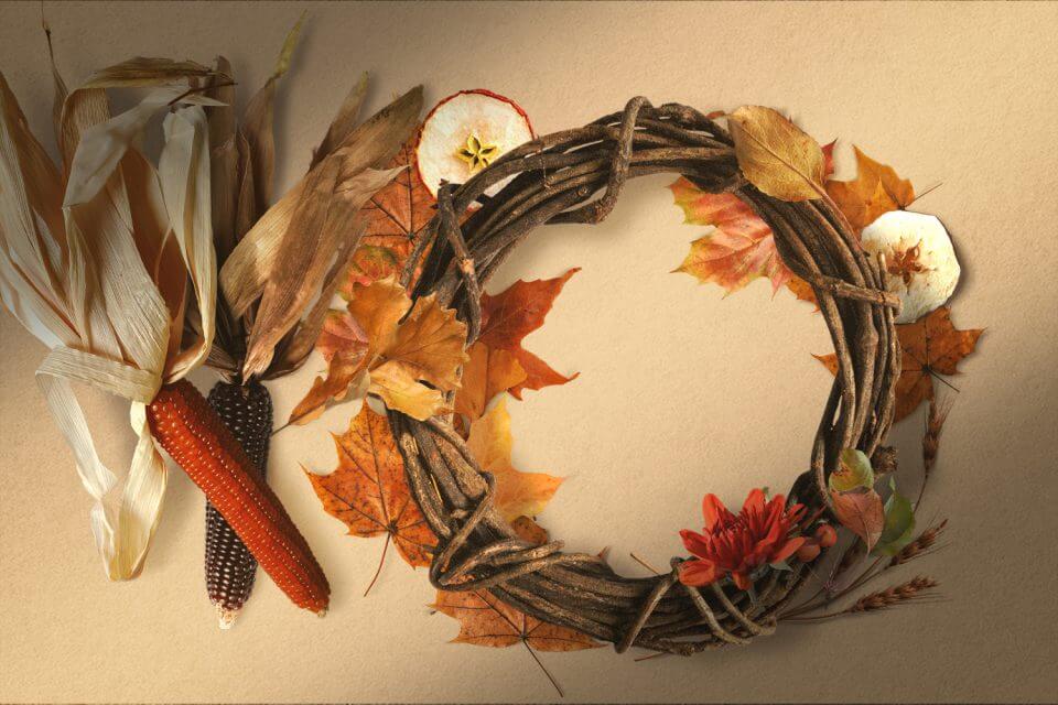 7 Thanksgiving Decor Ideas to Make Your Gathering Warm and Festive autumn fall wreath 